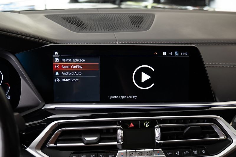 BMW X7 M50i/360/HarmanKardon/Pano - fotka 15 z 31