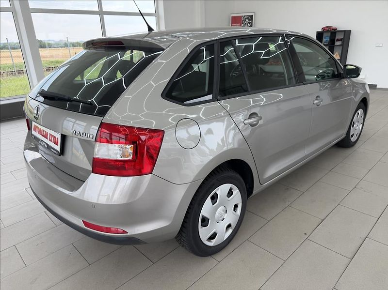 Škoda Rapid 1,2 TSI NAVI,Climatronic - fotka 5 z 28