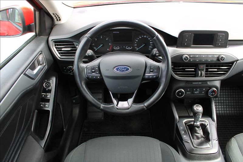 Ford Focus 1,5 TDCi  SERVISKA, ČR - fotka 11 z 29