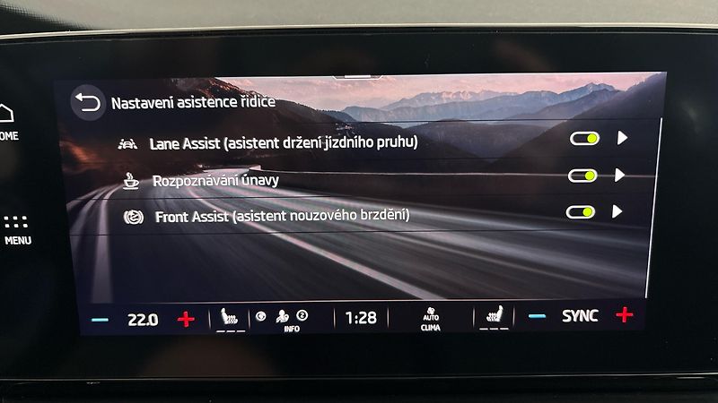 Škoda Octavia 2.0 TDI Style - fotka 23 z 26