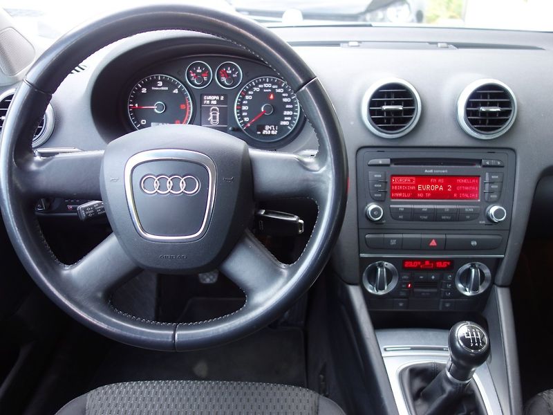 Audi A3 (2009) 2.0TDi 103kW MAN -SERVISOVÁNO - fotka 12 z 34