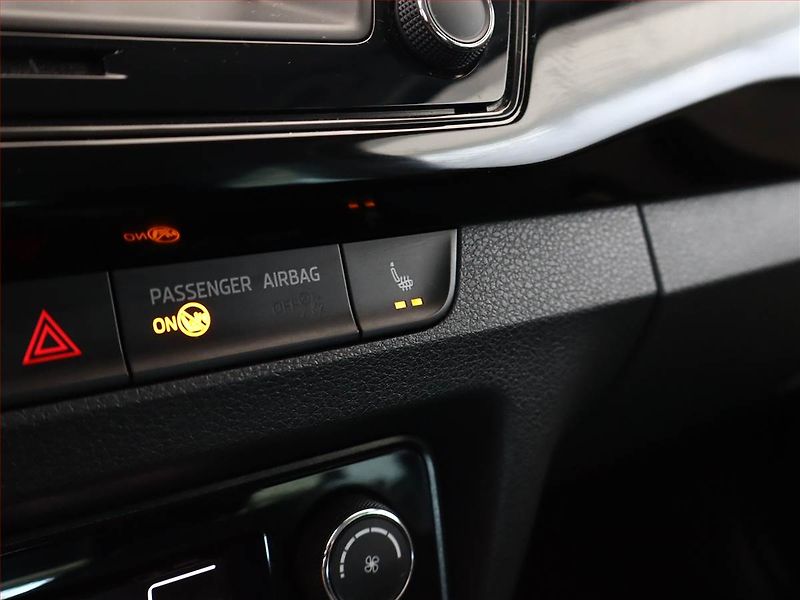 Škoda Fabia (2016) Style 1.2 TSI, Park. senzory - fotka 15 z 16