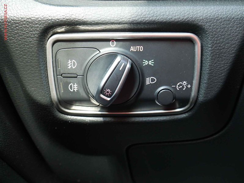 Audi A3 (2013) 2.0TDi, Ambition - fotka 21 z 22