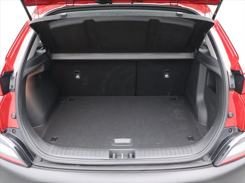 Hyundai Kona 1,0 T-GDI 88kW CZ 1.Maj DPH - fotka 10 z 36