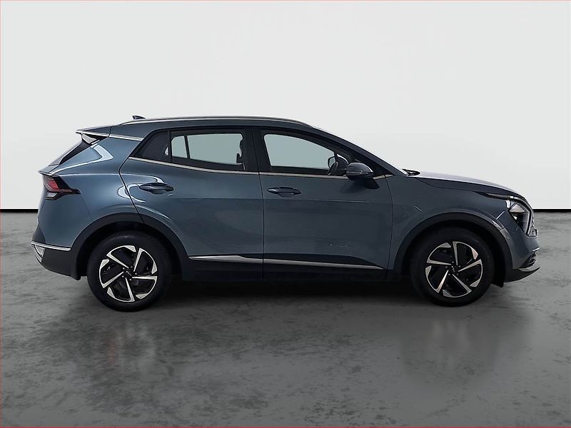 Kia Sportage (2023) 1.6 T-GDI - fotka 6 z 17