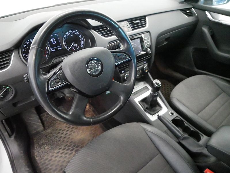 Škoda Octavia - fotka 5 z 6