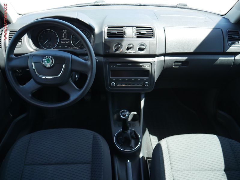 Škoda Roomster (2011) 1.2TSi, ČR, Style - fotka 8 z 16