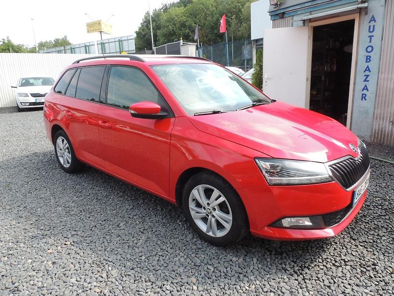 Škoda Fabia (2020) 1.0,Combi,Style,1.majČR,tažné - fotka 3 z 24