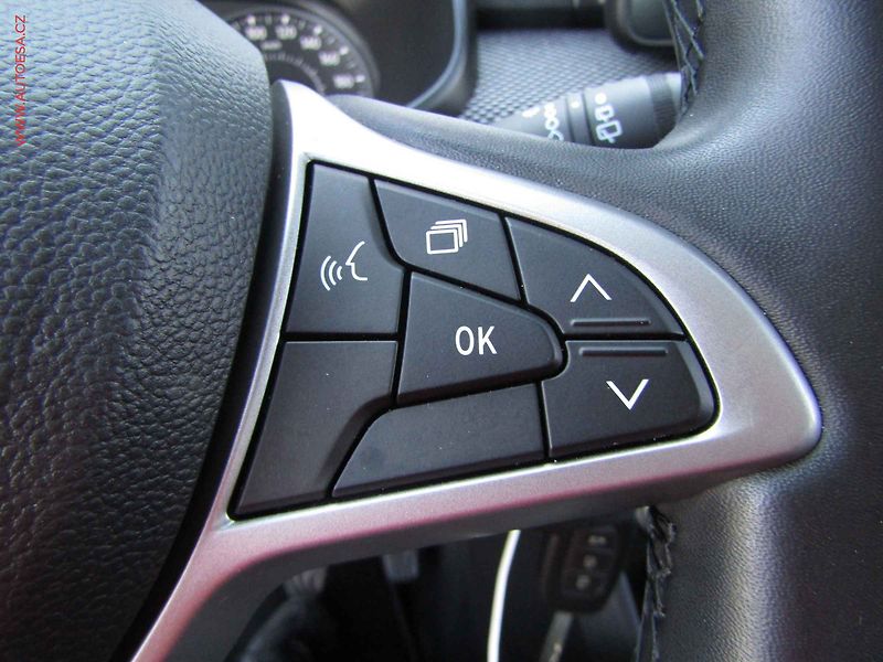 Dacia Sandero (2025) 1.0TCe, 1.maj,ČR, STK3/29 - fotka 16 z 22