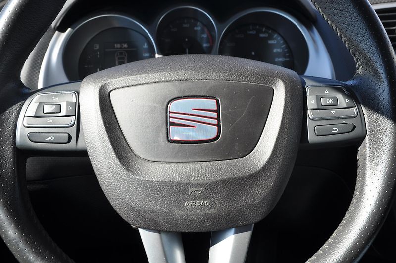 Seat Altea XL 1.4TSi 92kW STYLE - fotka 12 z 19