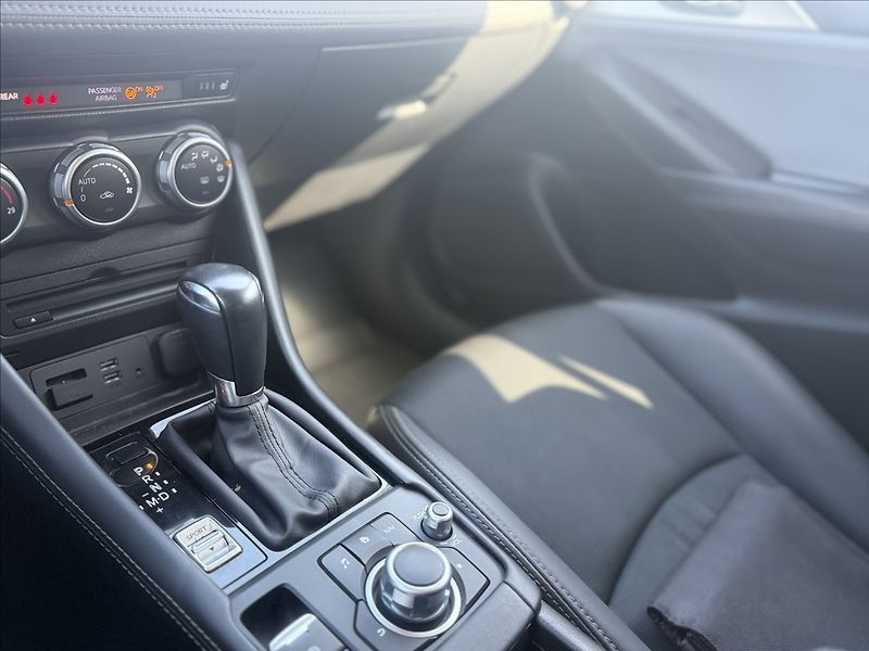 Mazda CX-3 2,0 i AUTOMAT 44tKm - fotka 13 z 34