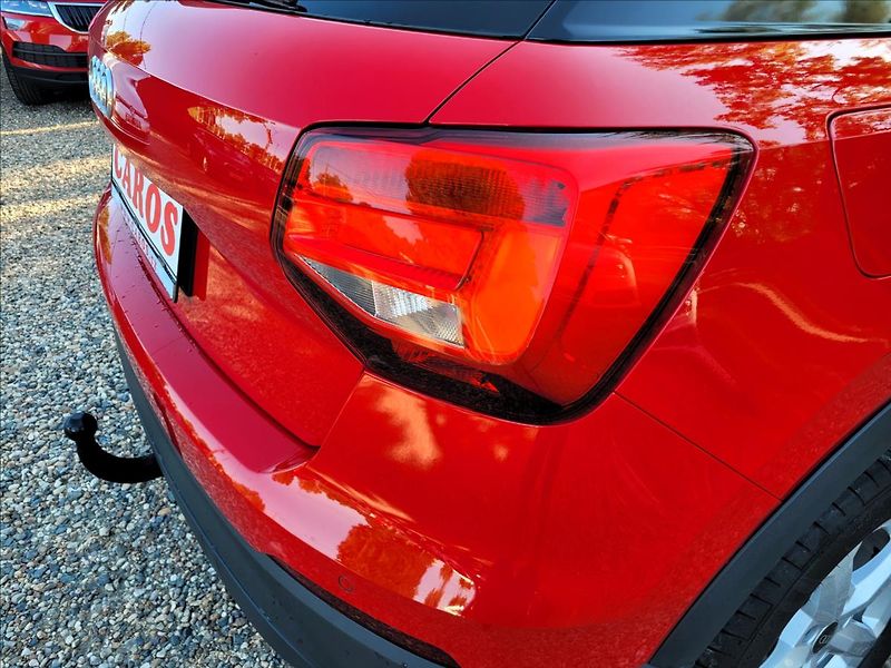 Audi Q2 1,5 AUT,TFT,Výhř,digiAC,navi - fotka 39 z 41