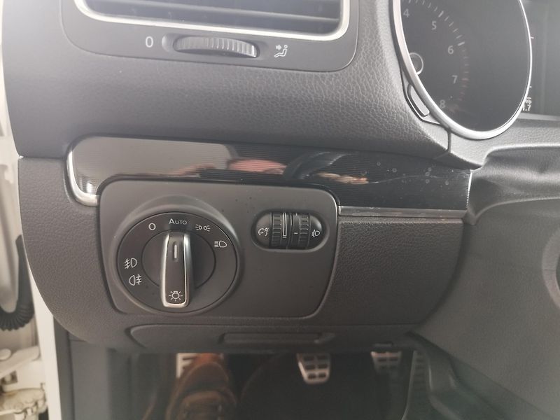 Volkswagen Golf (2010) GTI,2,0TSI,155KW,AUT.KL.18ALU - fotka 23 z 28