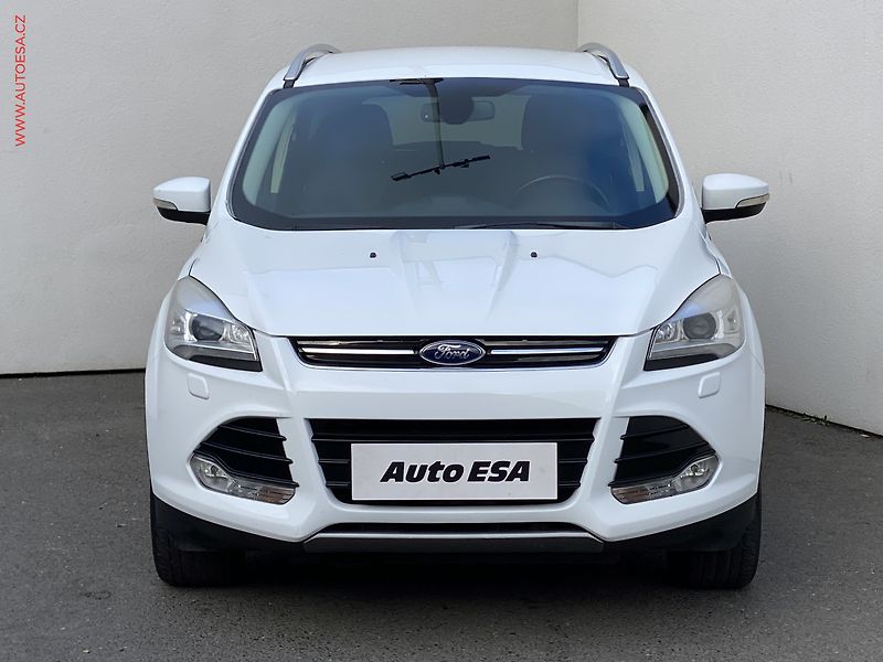 Ford Kuga (2013) 2.0 TDCi 4x4, Titanium - fotka 2 z 18