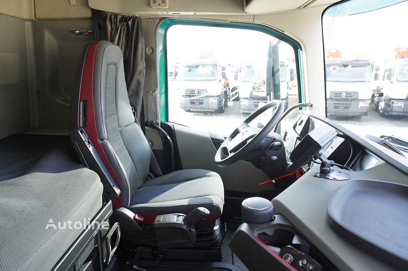 Volvo FH (2018) 500 6x2 chlaďák EURO 6 - fotka 25 z 26