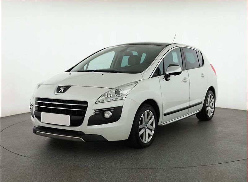 Peugeot 3008 (2012) Hybrid4, 4X4, Automat - fotka 2 z 16