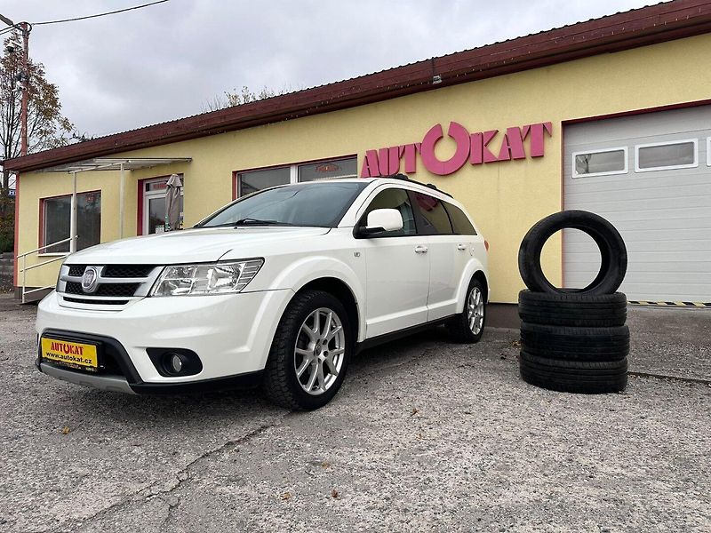 Fiat Freemont (2012) 2.0 M-JTD  7míst/Tempomat - fotka 8 z 39