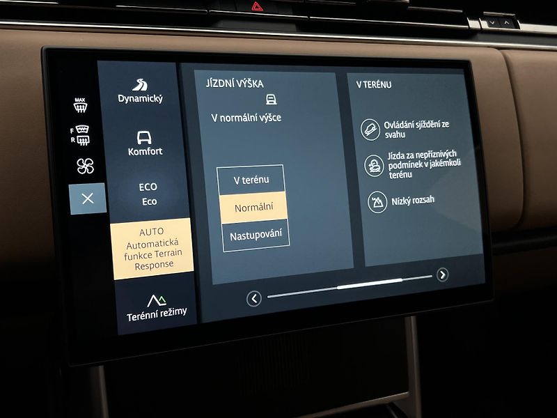 Land Rover Range Rover (2026) P460e AUTOBIOGRAPHY REZERVACE - fotka 37 z 61
