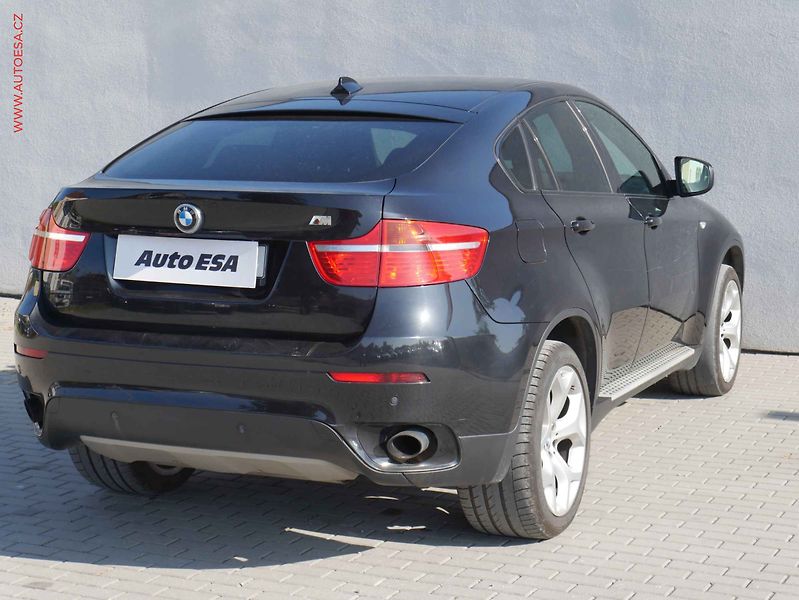 BMW X6 (2011) 3.0D xDrive 30D, AT, bixen - fotka 4 z 23