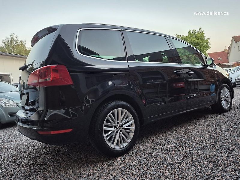 Volkswagen Sharan (2014) 2.0TDi 130KW Comfortline CUP - fotka 12 z 48