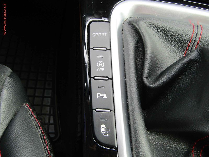 Kia ProCeed (2021) 1.6 T-GDi, ČR, Navi, LED, AC - fotka 21 z 23