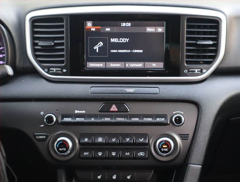Kia Sportage (2018) 1.6 CRDi, 4X4, Tempomat - fotka 11 z 16