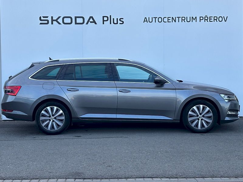 Škoda Superb (2023) 2.0 TDI 110kW DSG Style Busine - fotka 30 z 35