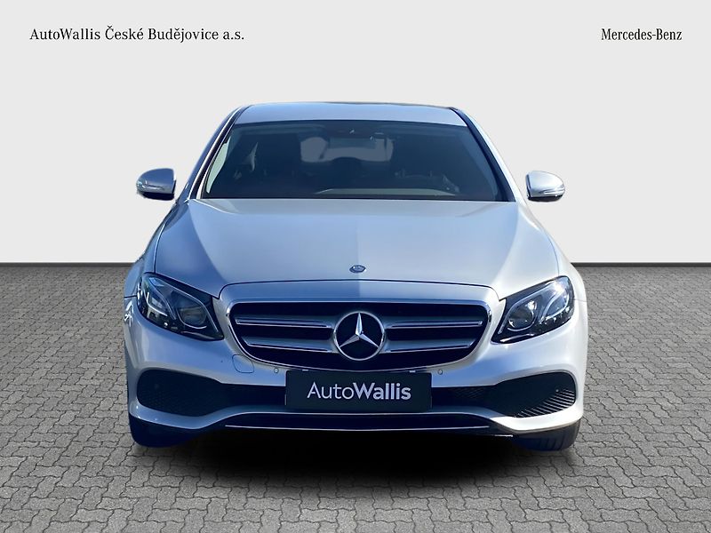 Mercedes-Benz Třídy E E 220 d Avantgarde - fotka 8 z 26