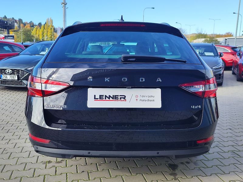 Škoda Superb 2.0 TDI/147kW Style DSG 4x4 - fotka 6 z 34