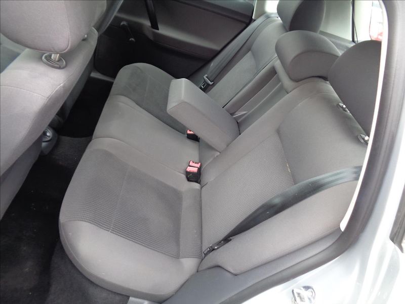 Volkswagen Polo 1,4 - fotka 15 z 16