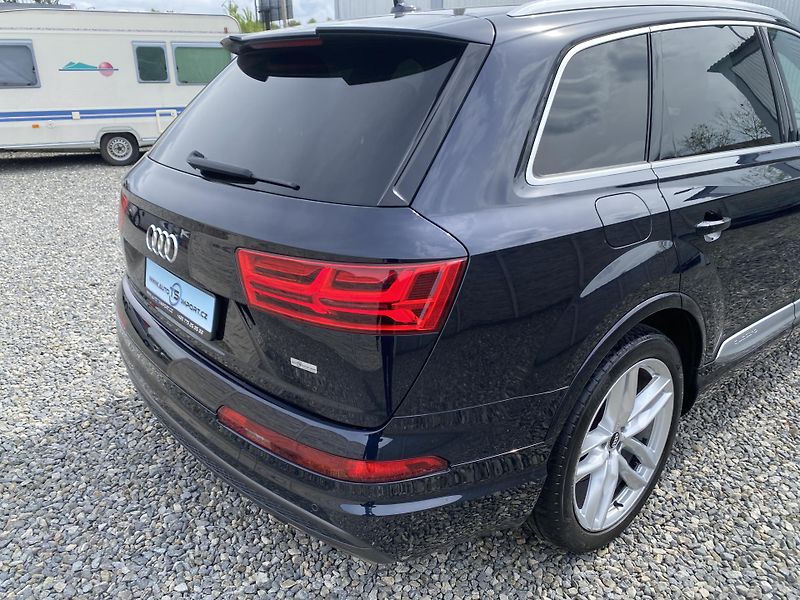 Audi Q7 3.0TDi 4x4 270PS S-LINE 7MÍST! - fotka 46 z 173
