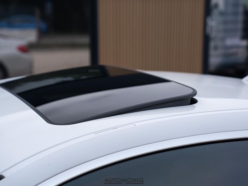 BMW Řada 4 (2016) 435i F32 Sport Pano, H&K, HUD - fotka 23 z 24