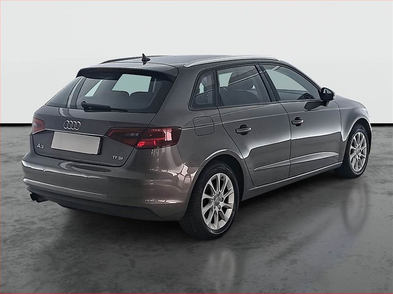 Audi A3 (2013) Attraction 1.4 TFSI - fotka 5 z 19