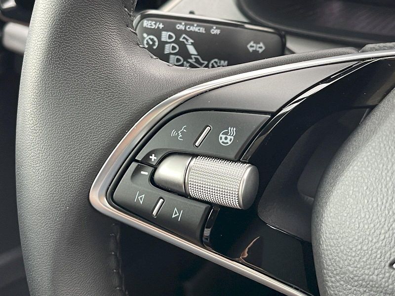 Škoda Kamiq (2025) 1.5 TSI 110 kW Top Selection - fotka 8 z 33