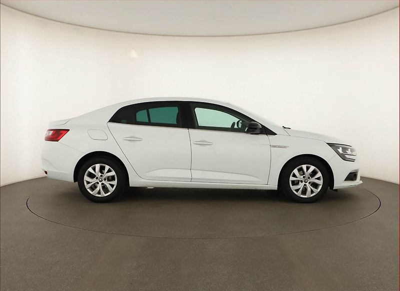 Renault Mégane (2019) 1.3 TCe, Serv.kniha, Navi - fotka 6 z 14