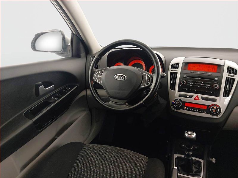 Kia Ceed (2007) 1.6 i, Serv.kniha, nová STK - fotka 7 z 18