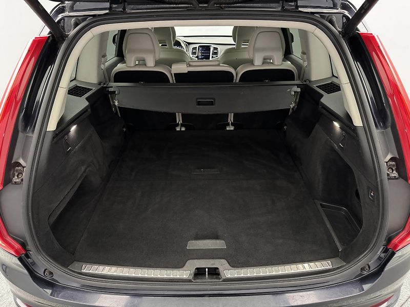 Volvo XC90 D5 AWD INSCRIPTION AUT CZ - fotka 4 z 32