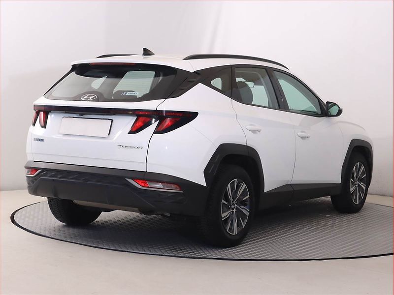 Hyundai Tucson (2021) Family 1.6 T-GDI, Serv.kniha - fotka 5 z 20