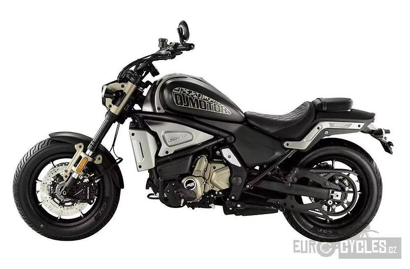 QJ Motor SRV 700 (2026) - fotka 5 z 16