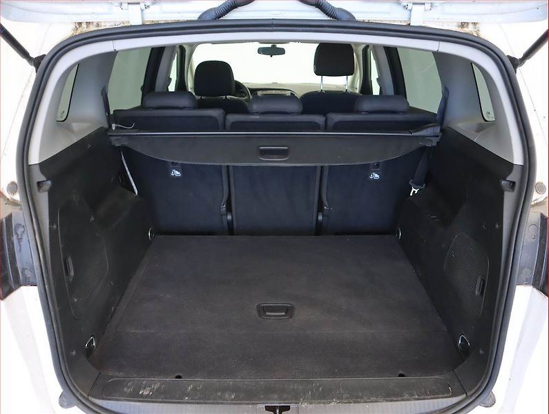 Opel Zafira (2018) 1.4 Turbo, Serv.kniha - fotka 14 z 17