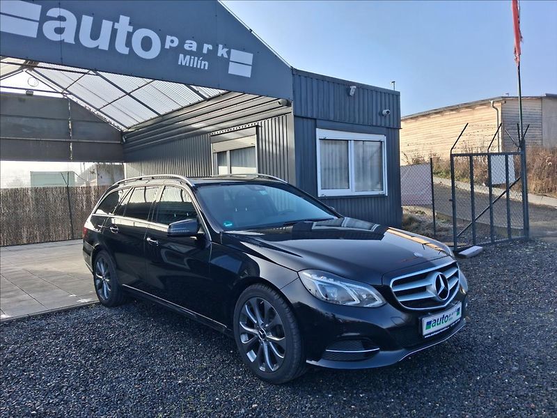 Mercedes-Benz Třídy E 2,1 2.2,220 Bluetec,po servisu - fotka 1 z 16