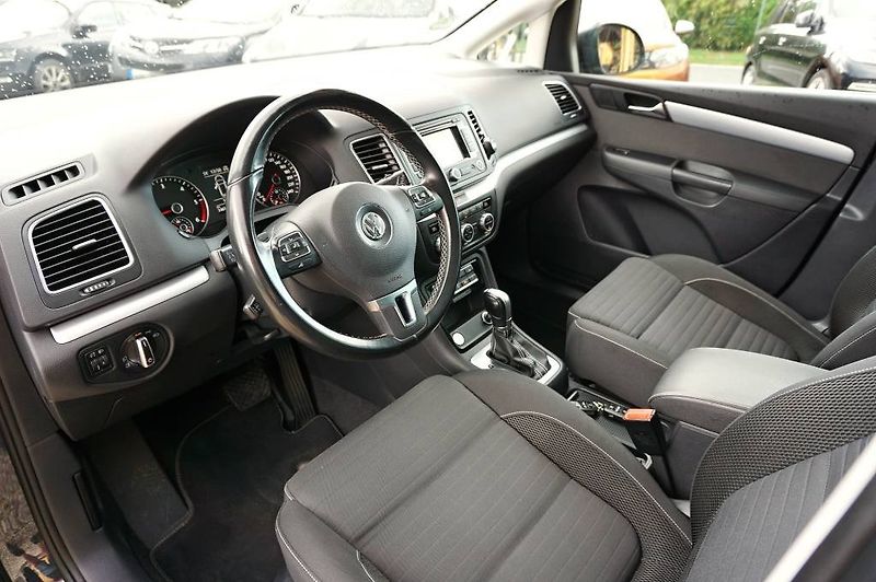 Volkswagen Sharan (2015) CUP 2,0 TDI 130 kW - fotka 28 z 54