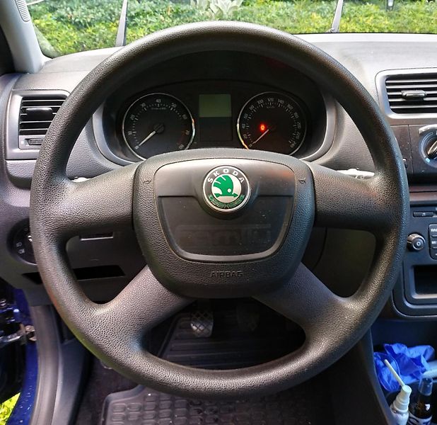 Škoda Fabia 1.2 /51kW.....74790 km  ČR - fotka 20 z 49