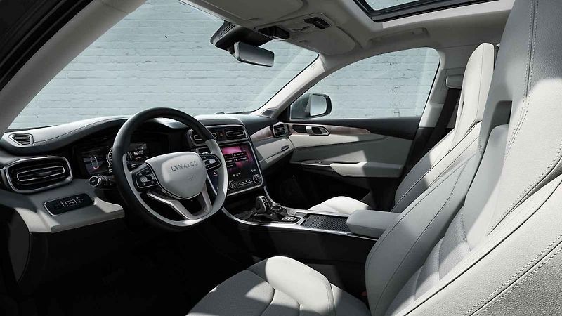 Lynk&Co 01.