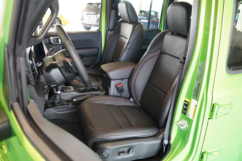 Jeep Wrangler (2026) - fotka 17 z 49