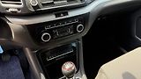 Volkswagen Sharan (2012) 2.0TDi*103kW*7MÍST*BLUE-MOTION - náhled 16