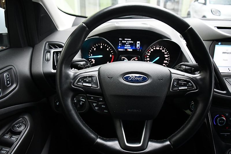 Ford Kuga 2,0TDCi AUT. A/C ČR TAŽNÉ - fotka 22 z 39