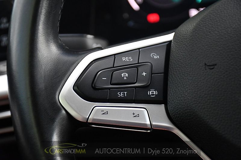 Volkswagen Golf 2.0TDi LED ACC 1M ČR  - fotka 30 z 52