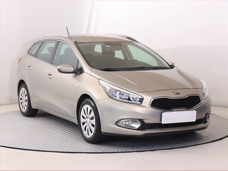 Kia Ceed (2014) 1.4 CVVT, Tempomat - fotografie inzerátu
