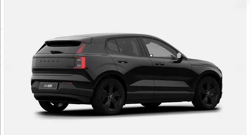 Volvo EX30 (2026) P8 AWD BLACK EDITION ULTRA AUT - fotka 5 z 14